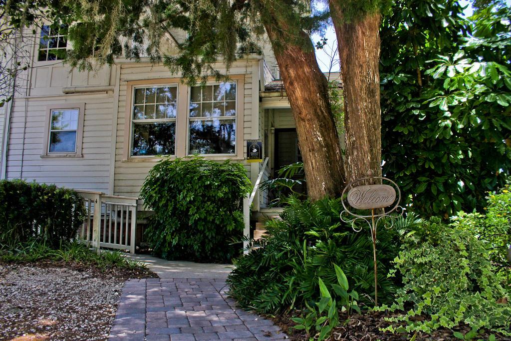 Night Swan Intracoastal Bed & Breakfast New Smyrna Beach Exterior foto